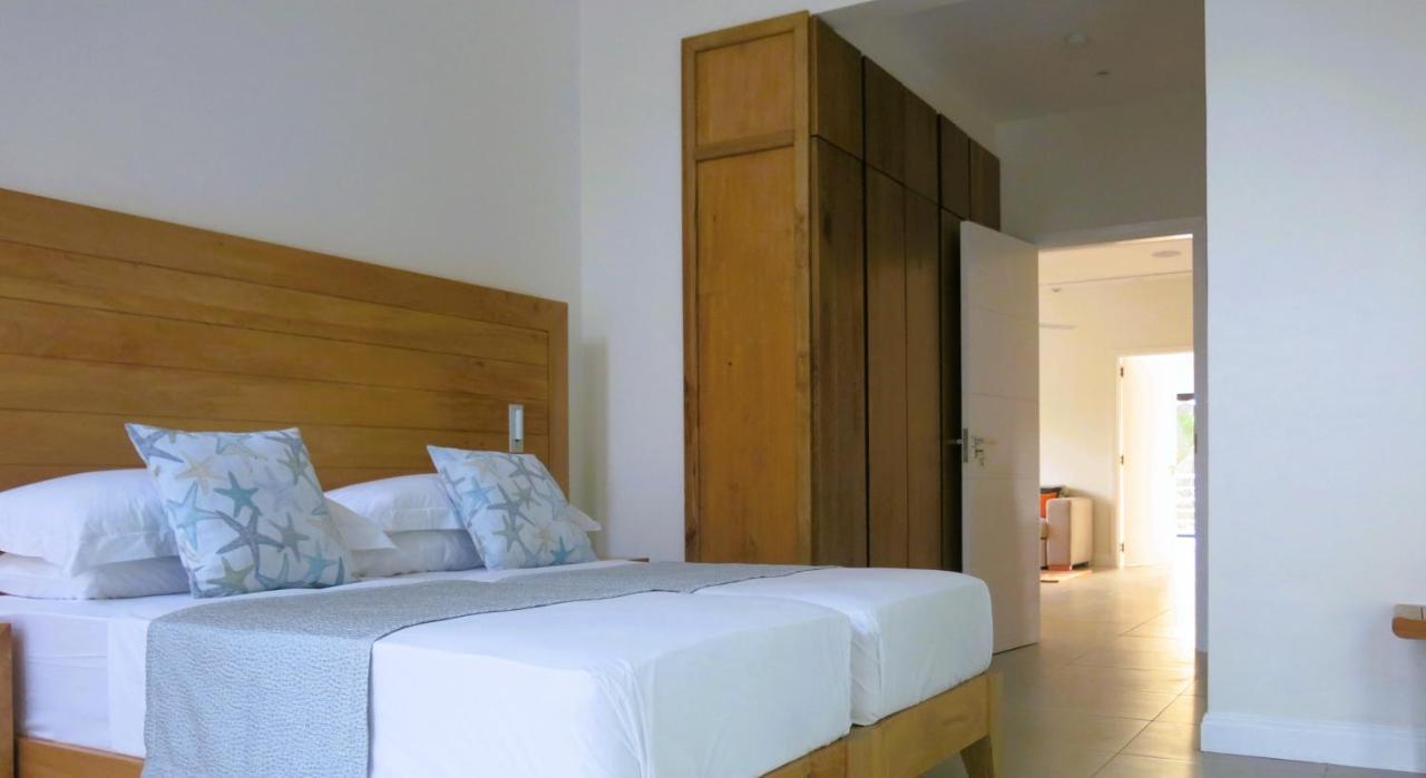 Lyla Beach Villa Pointe Au Sel Екстериор снимка
